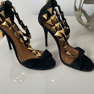 Sexy worn with care high heeled sandals